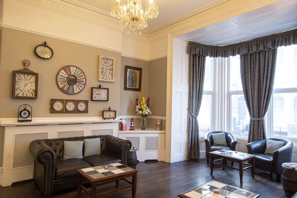 The Grosvenor Plymouth 48/64