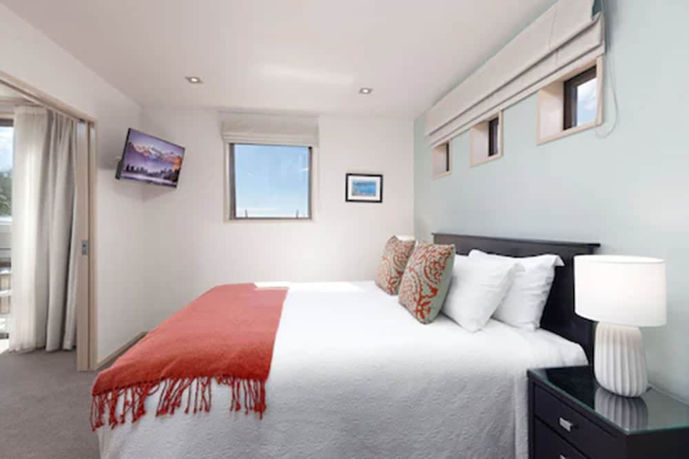 1 BEDROOM, EXECUTIVE
