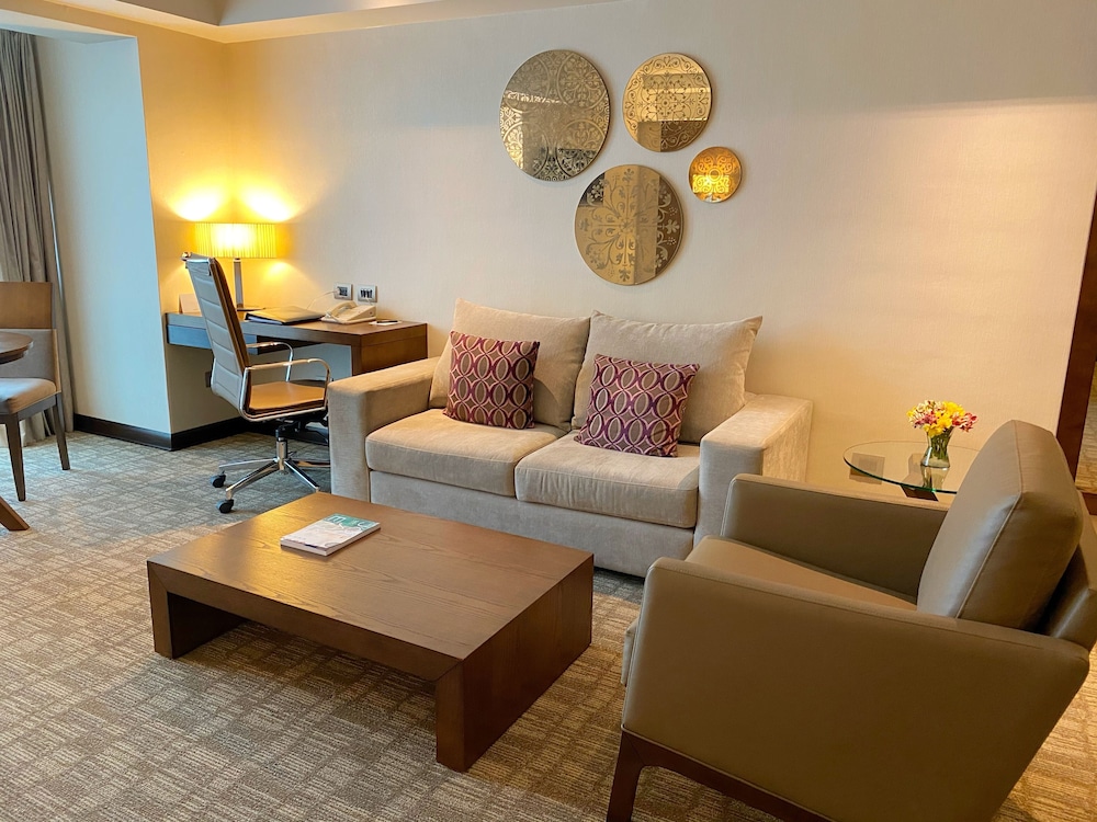 Swissotel Lima 50/66