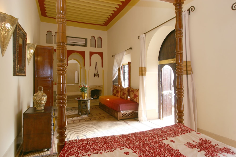 Riad Karmela 9/50