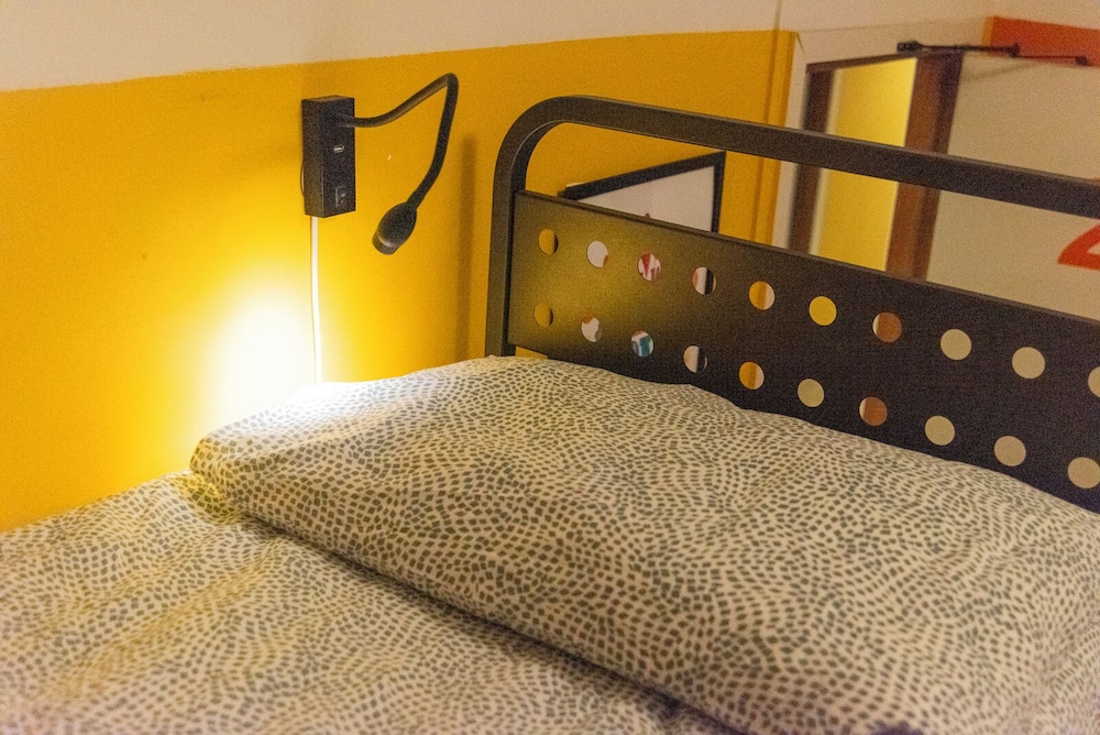Sunflower Beach Hostel 21/50