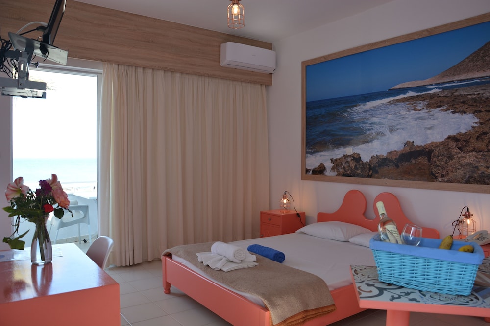 Blue Beach Villas Apartments 18/61
