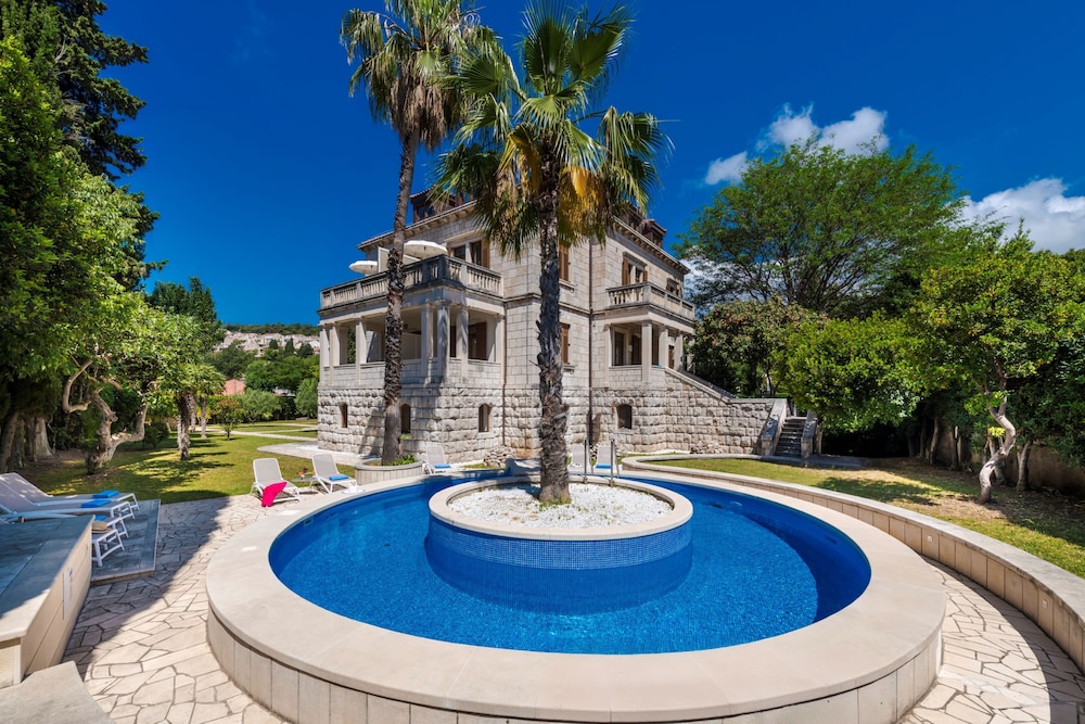 Boutique Villa Filaus 68/73