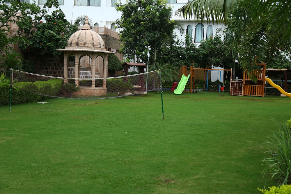 Radisson Blu Udaipur Palace Resort And Spa 65/74