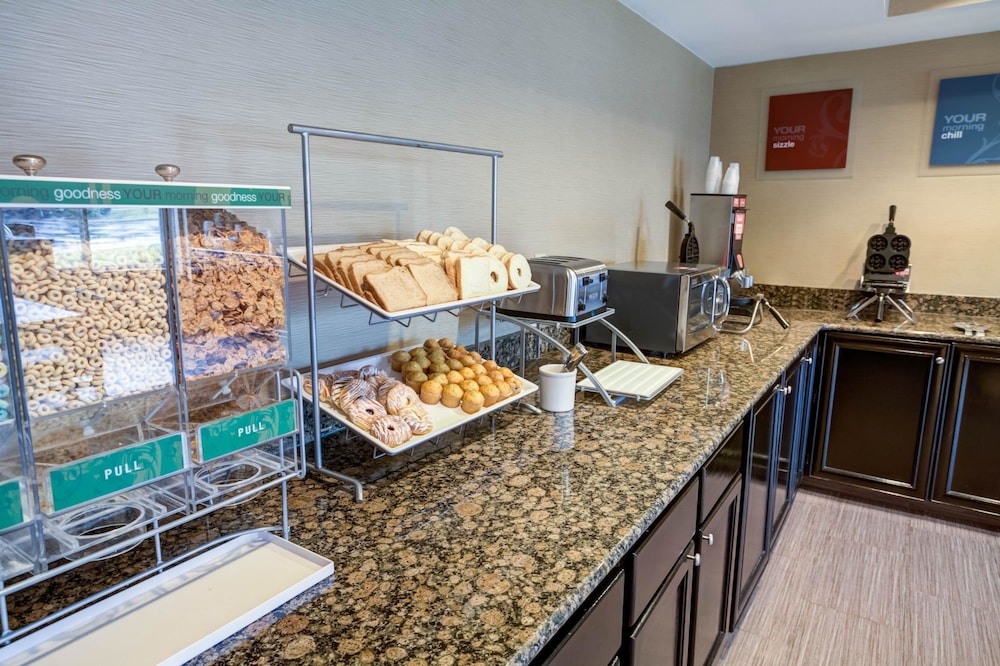 Concord Suites by IHG 25/32