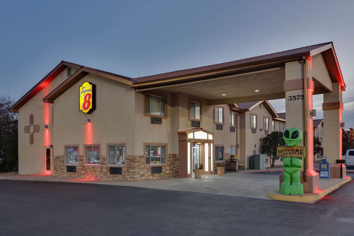 Super 8 By Wyndham Roswell 4/34