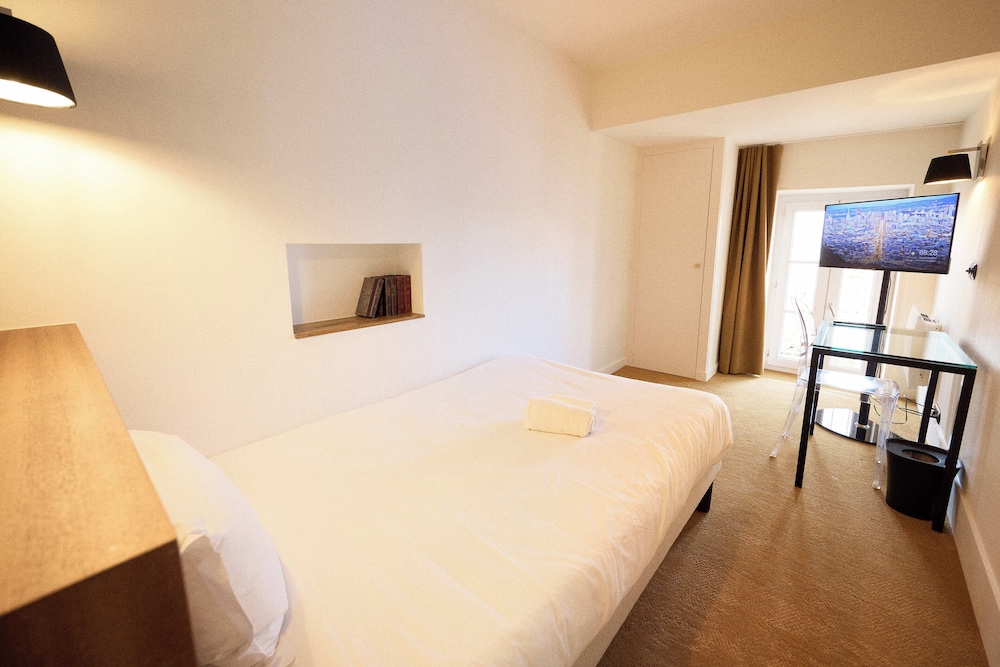 ECONOMY, SINGLE, SINGLE BED