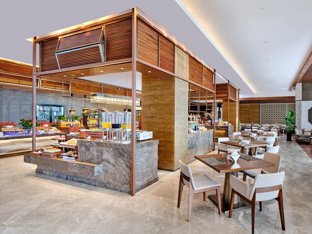 Hualuxe Suzhou Bay Hot Spring Resort 48/72