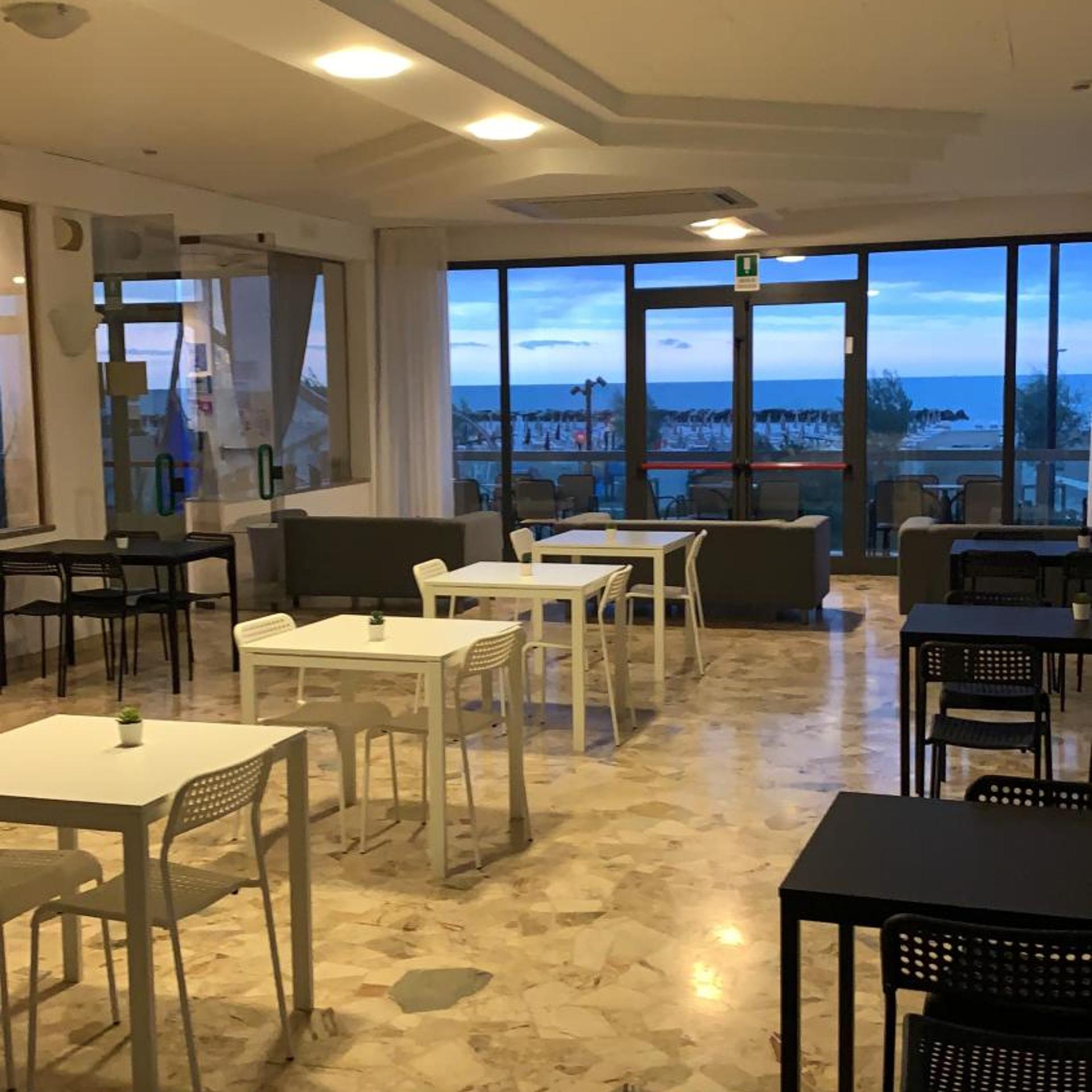 Hotel Tritone 32/50
