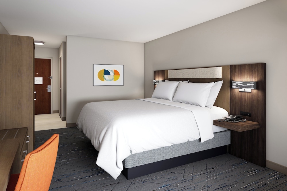Suite, King Bed