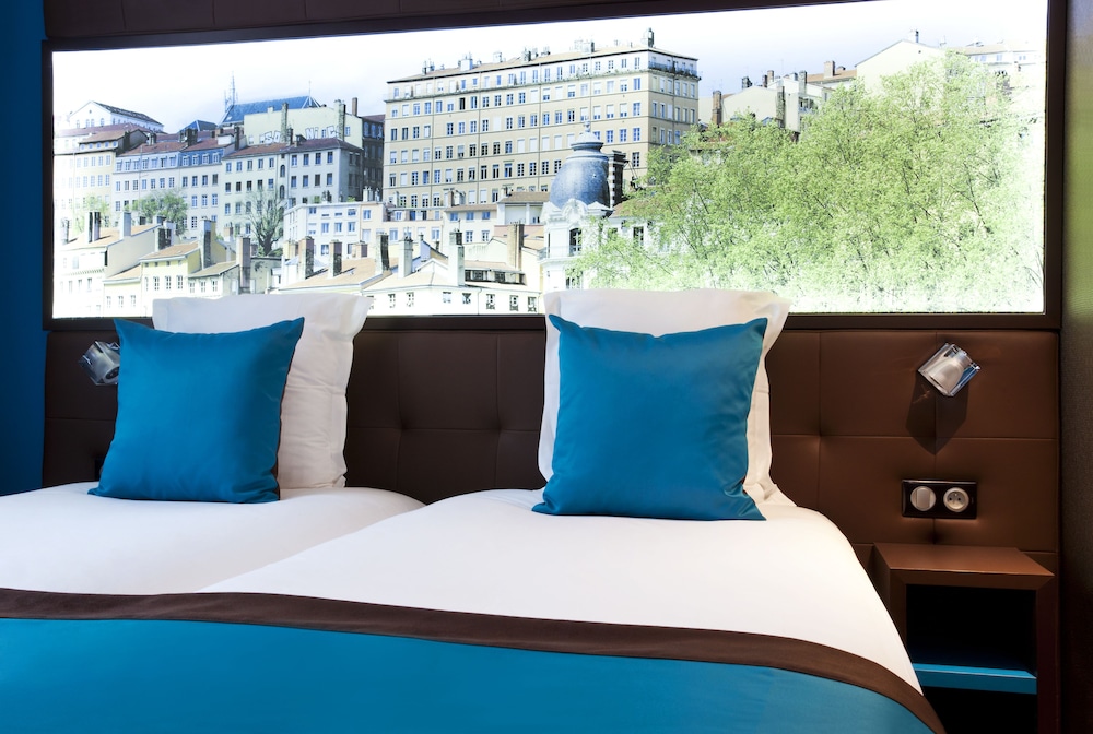Hotel Des Savoies Lyon 32/47
