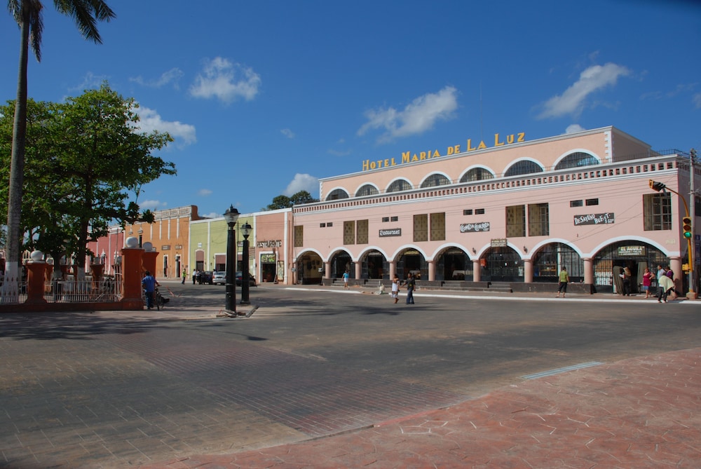 SUITE HOTEL MARIA DE LA LUZ 37/41