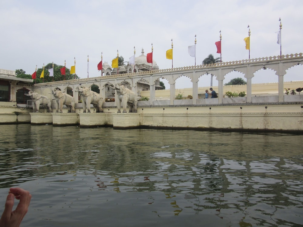 Devra Udaipur 57/69