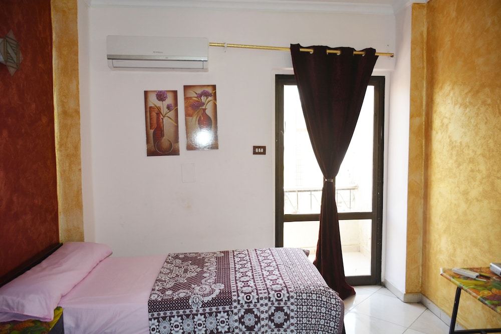 City Hostel 17/50