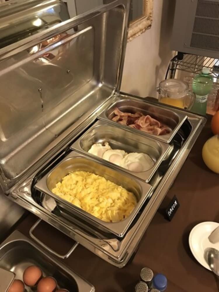 restaurant-cafeteria