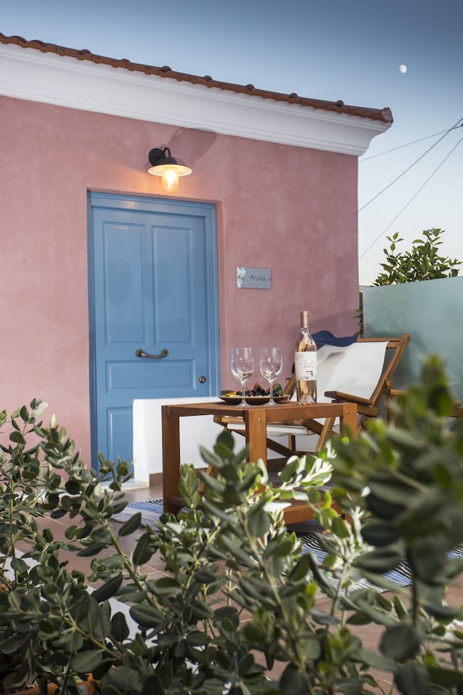 Blue Jasmine Suites 41/50