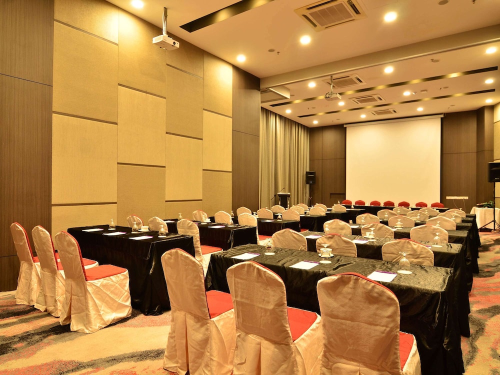 Mercure Selangor Selayang 61/70