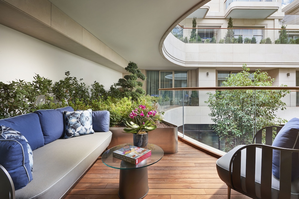 Mandarin Oriental Bosphorus, Istanbul 41/83