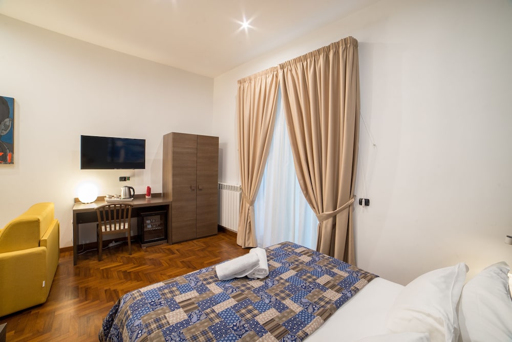 Bed Breakfast Chiaia 32 8/50