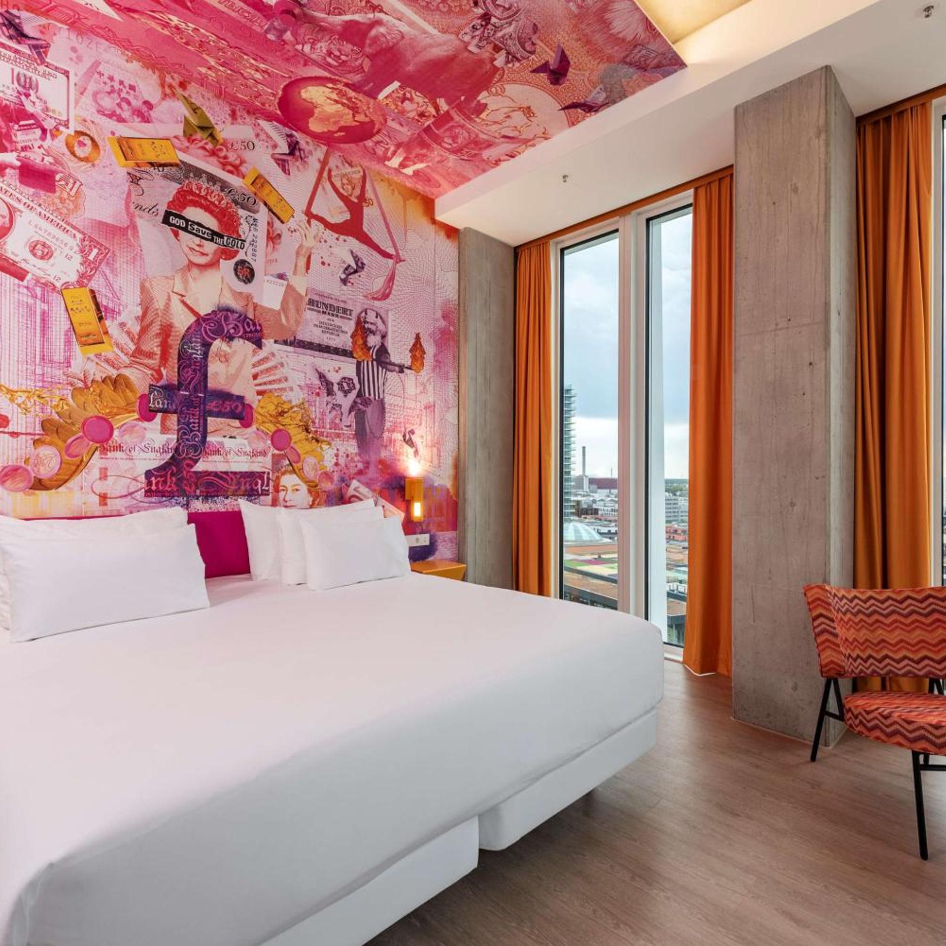 NHOW, JUNIOR SUITE, WITH EXTRA BED, LOUNGE ACCESS