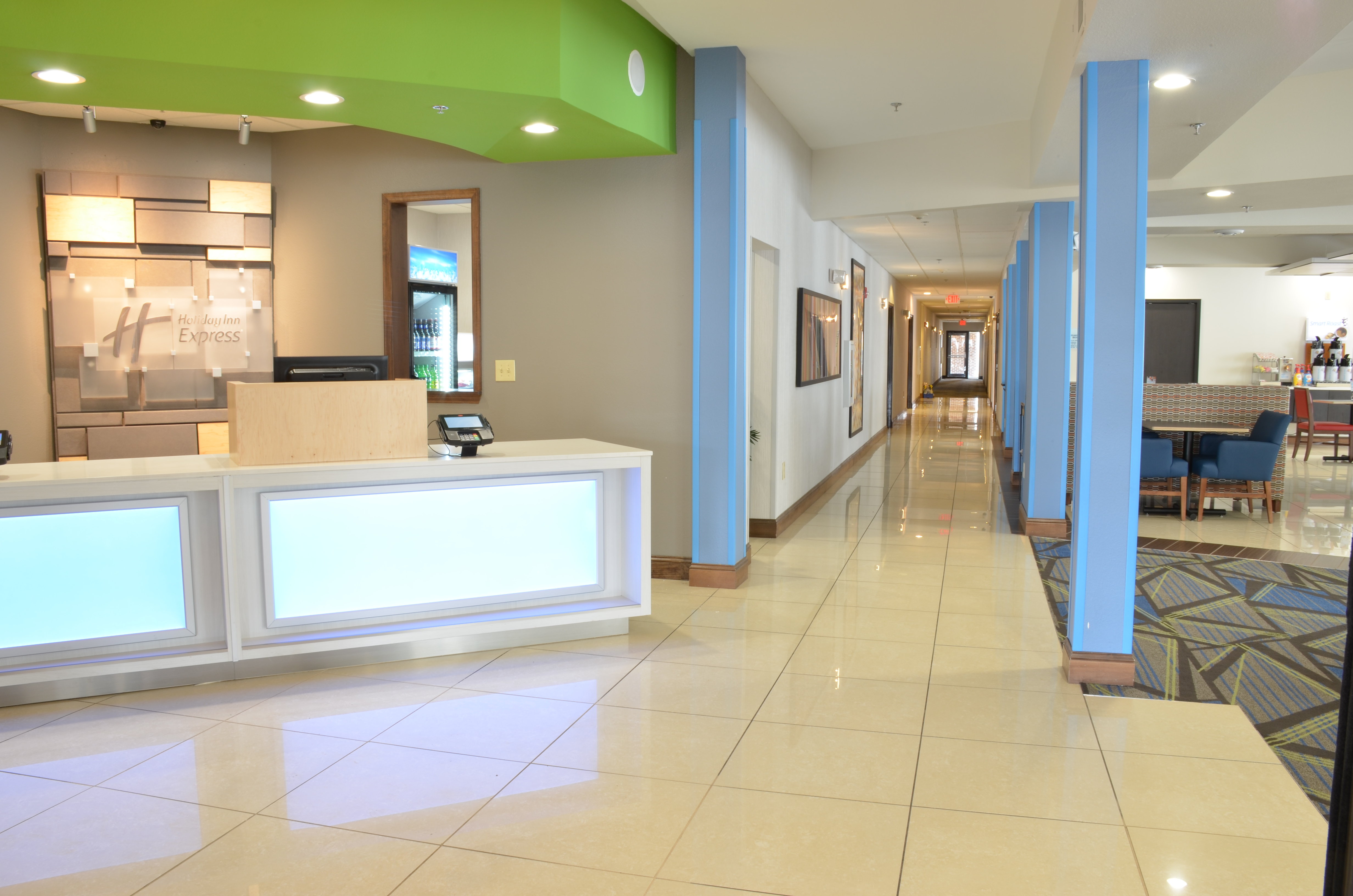 Holiday Inn Express Waterloo-Cedar Falls 5/59