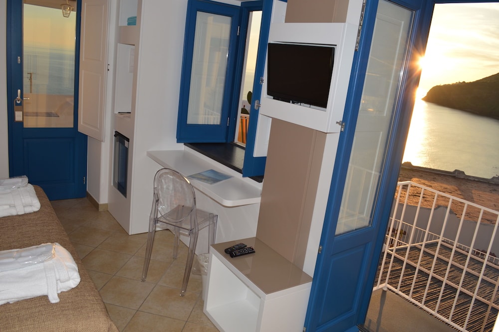 'A Alera Room And Breakfast 10/50