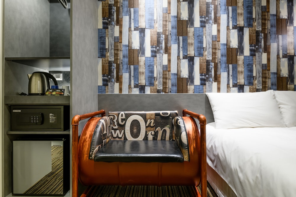 Colormix Hotel Hostel 27/47