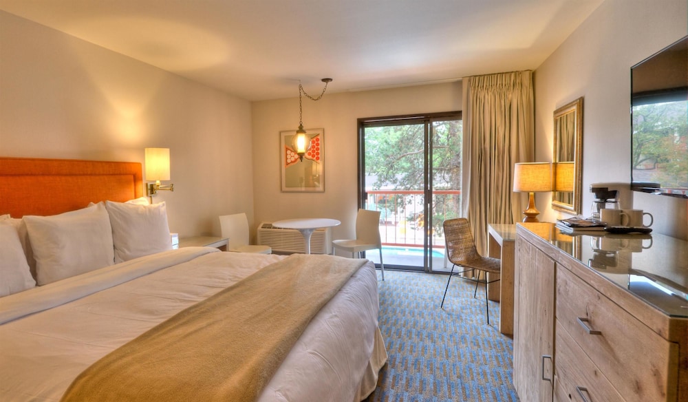 Ashland Hills Hotel Suites 20/51