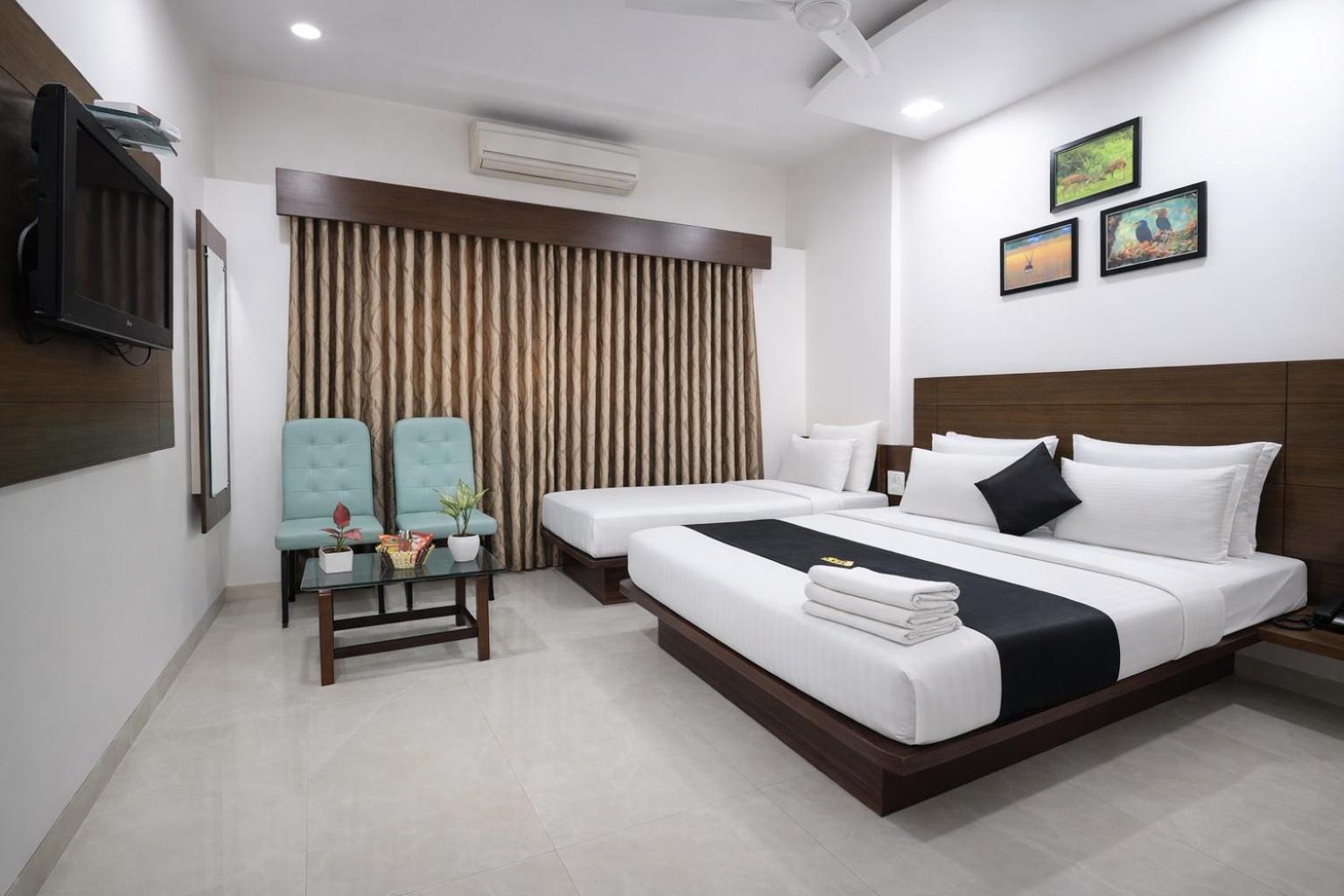 Oyo 4445 Hotel Saishri 28/63