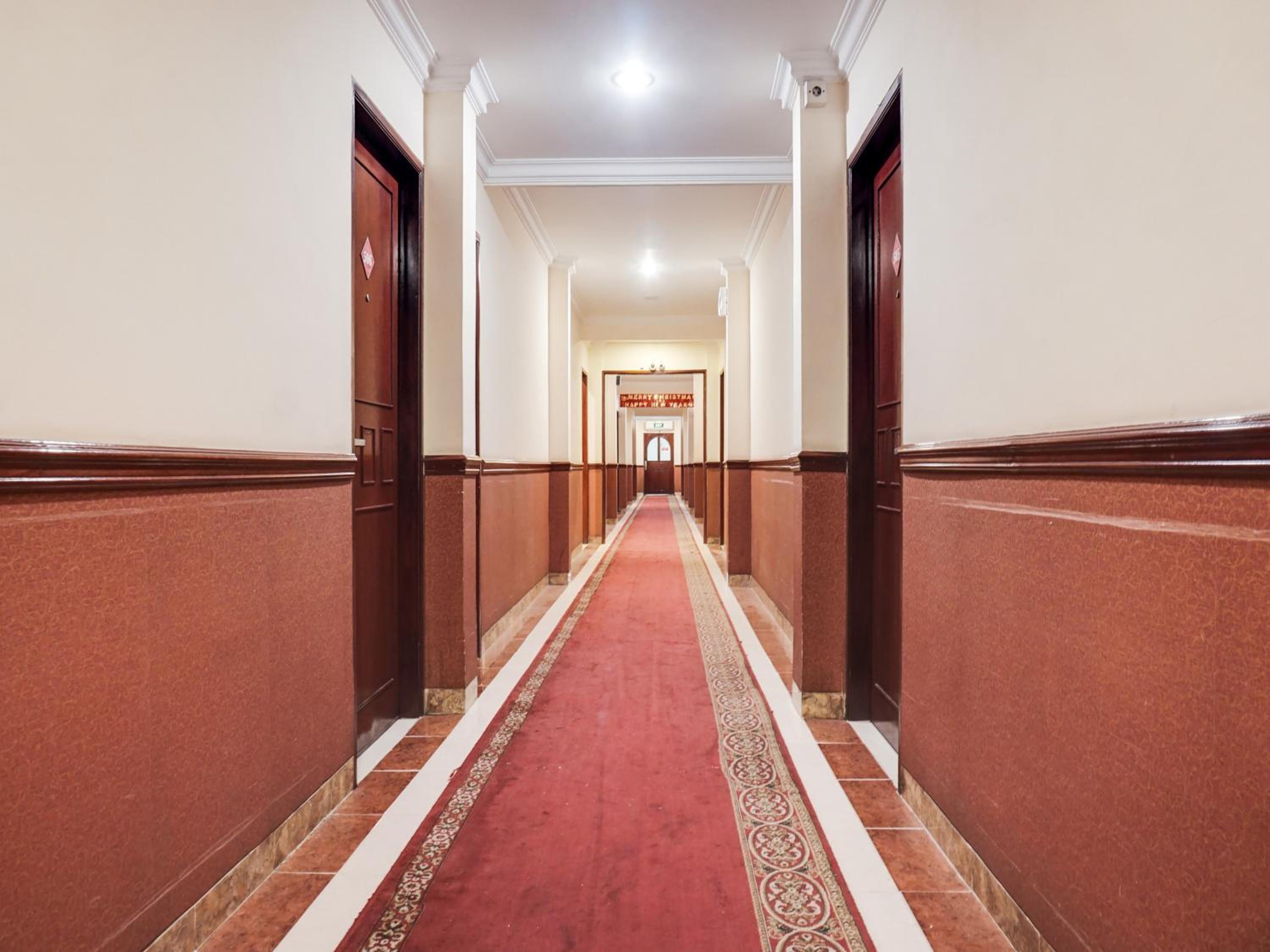 BI Executive Hotel 51/51