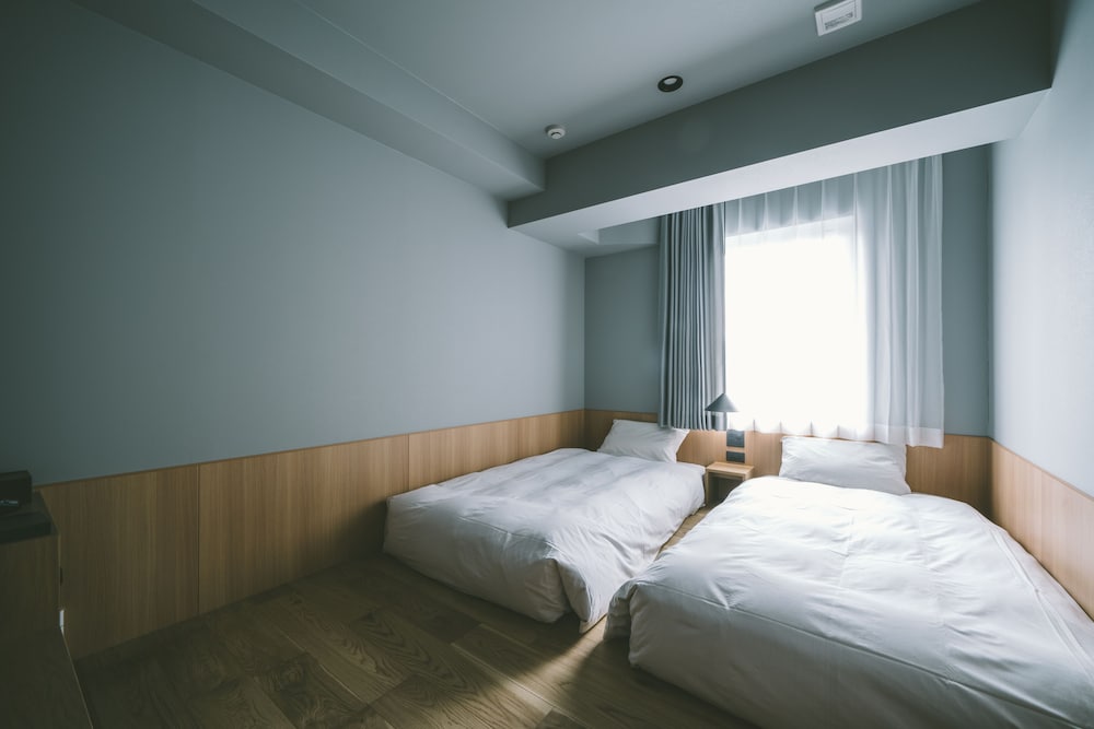 STANDARD, TWIN BEDS