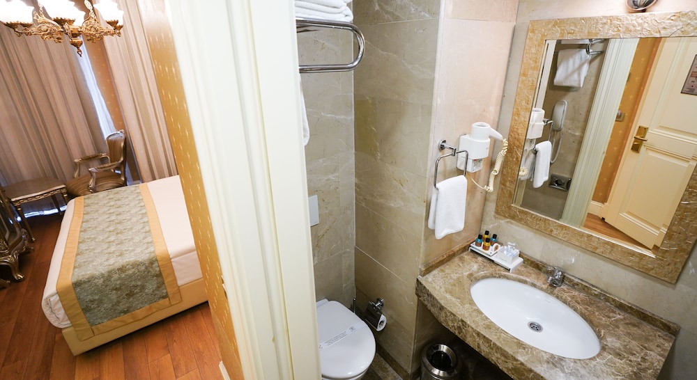 Hotel Gritti Pera 73/75