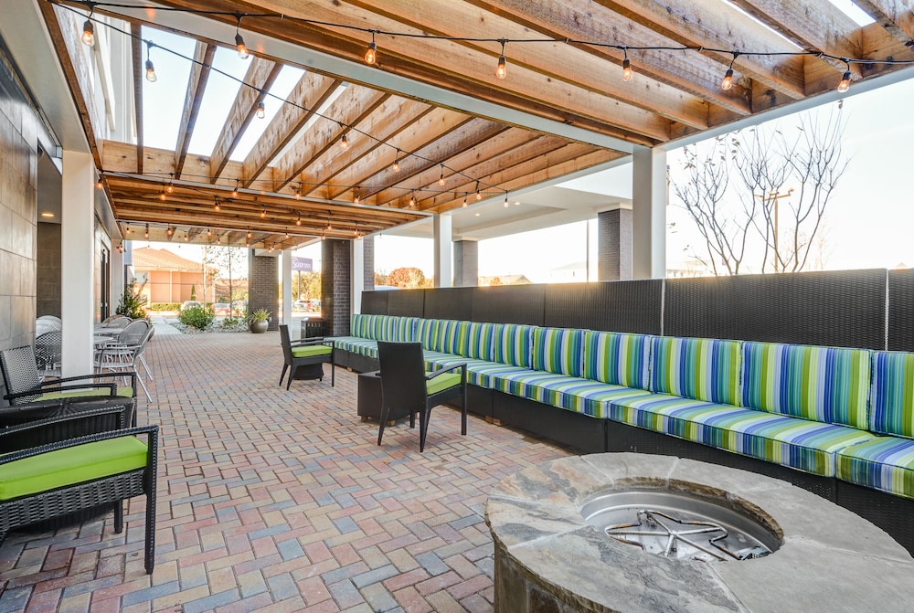 Home2 Suites By Hilton Irving / Dfw Airport North 39/63