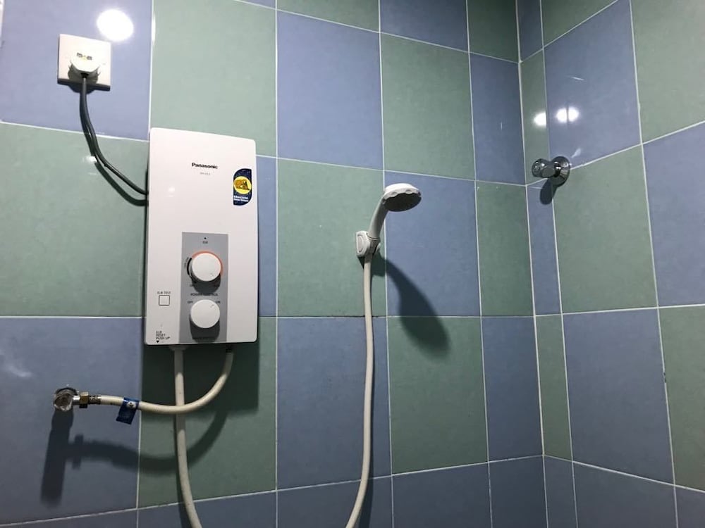 Seri Kangsar KK Hotel 17/34