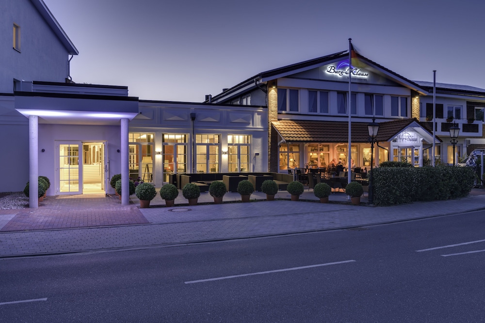 Hotel Restaurant Burg-Klause 7/62