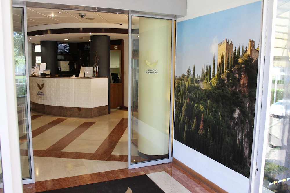 hotel everest arco