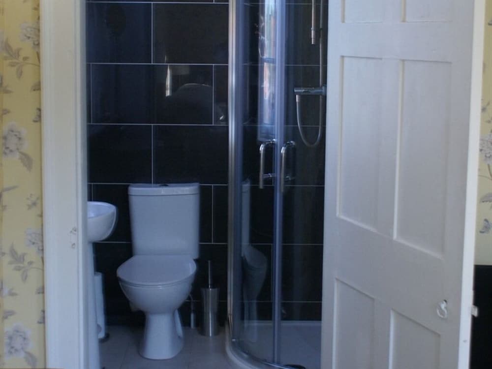 Trelough House B&B 18/20