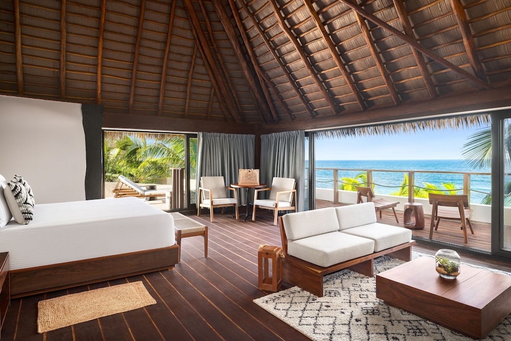 Presidential, Suite, House, King Bed, Ocean Front
