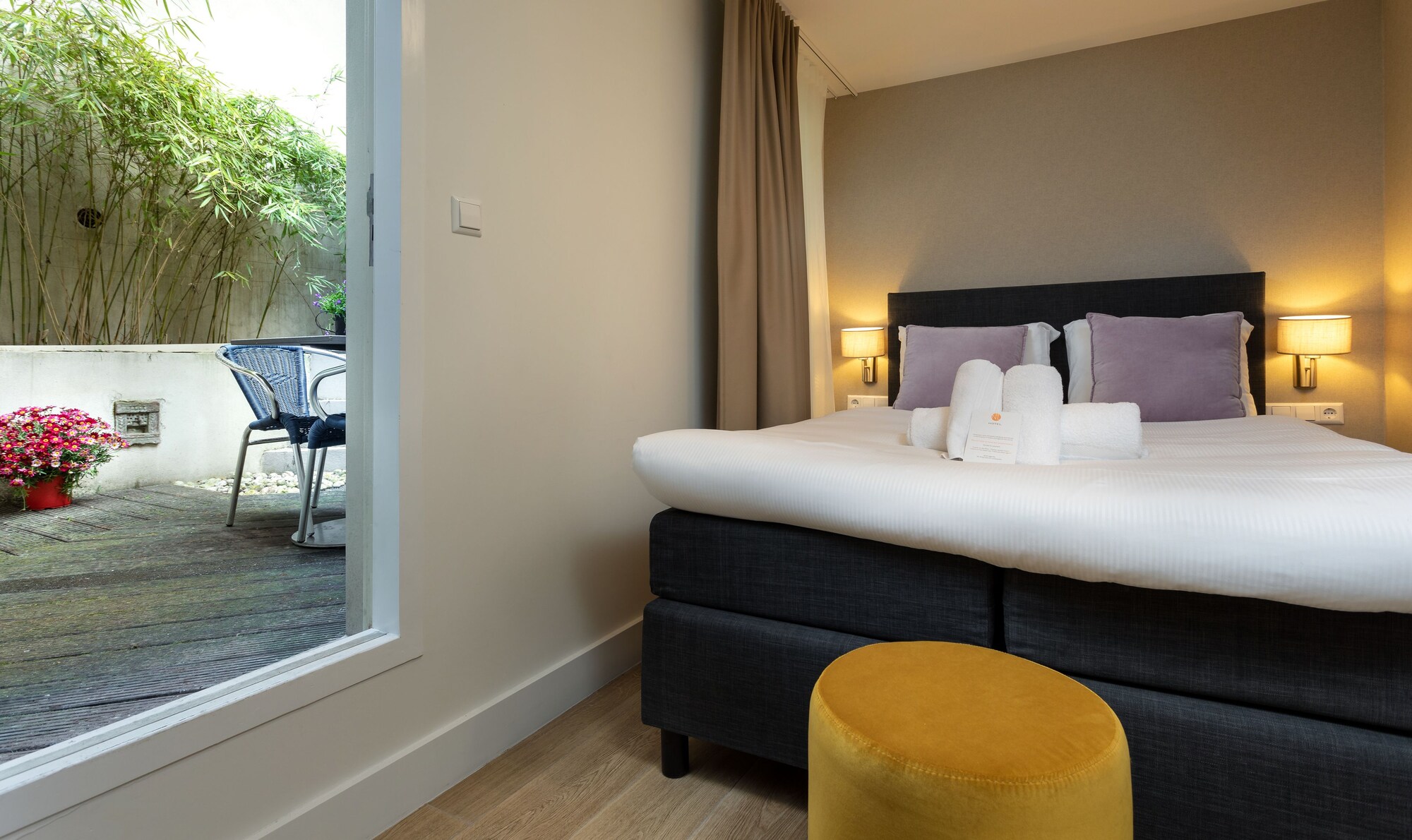 BASEMENT, DOUBLE BED, PATIO