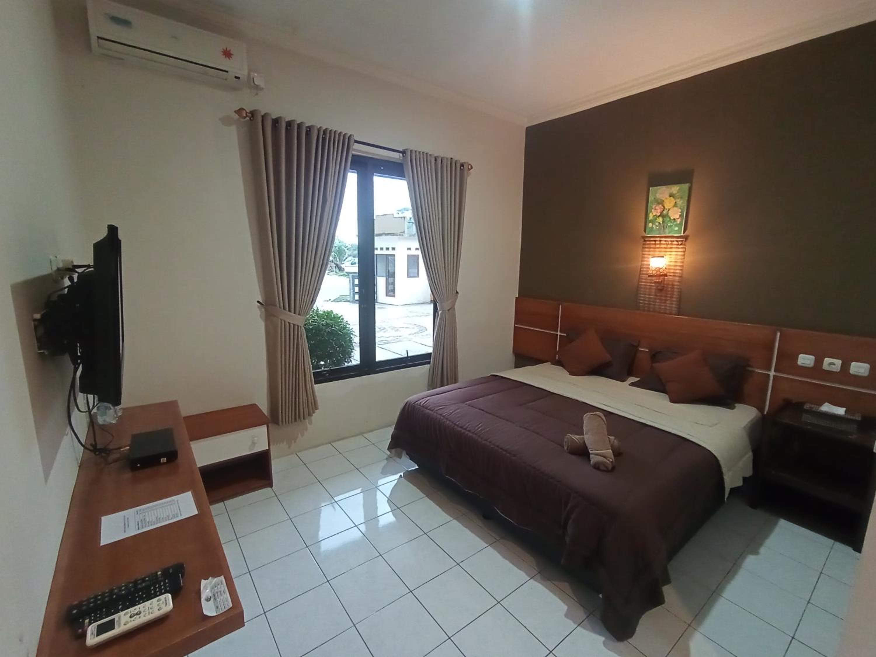 Yokima Beach Hotel 10/43