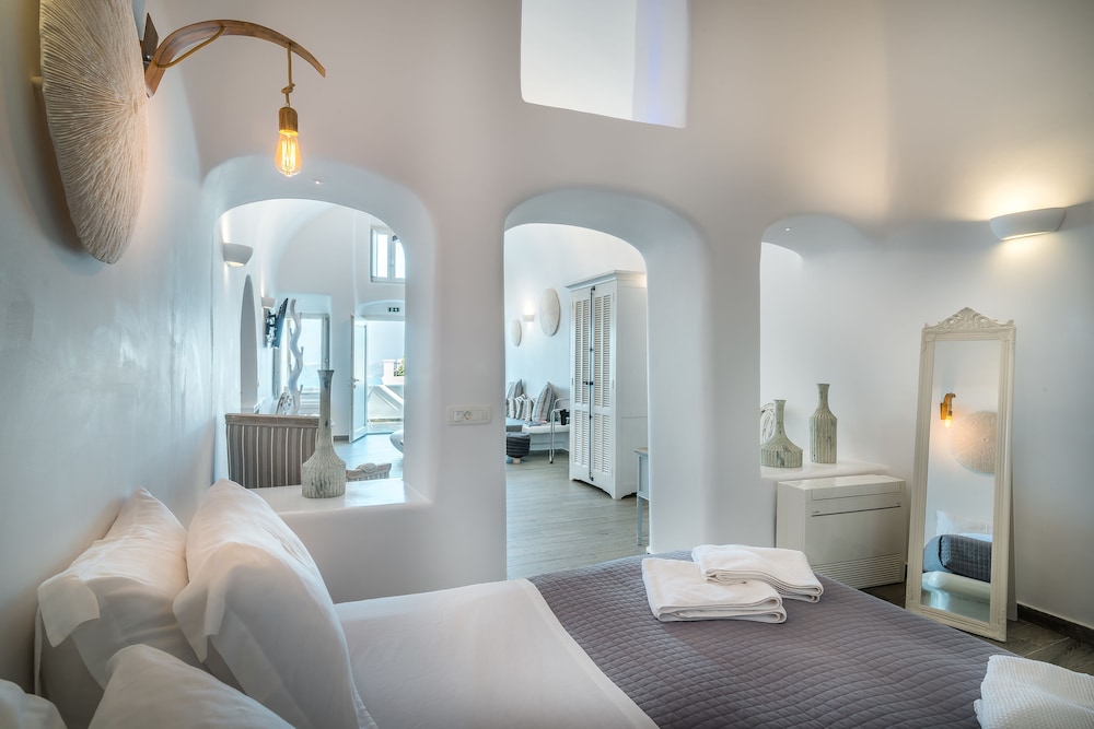 Angel Luxury Suites 21/46
