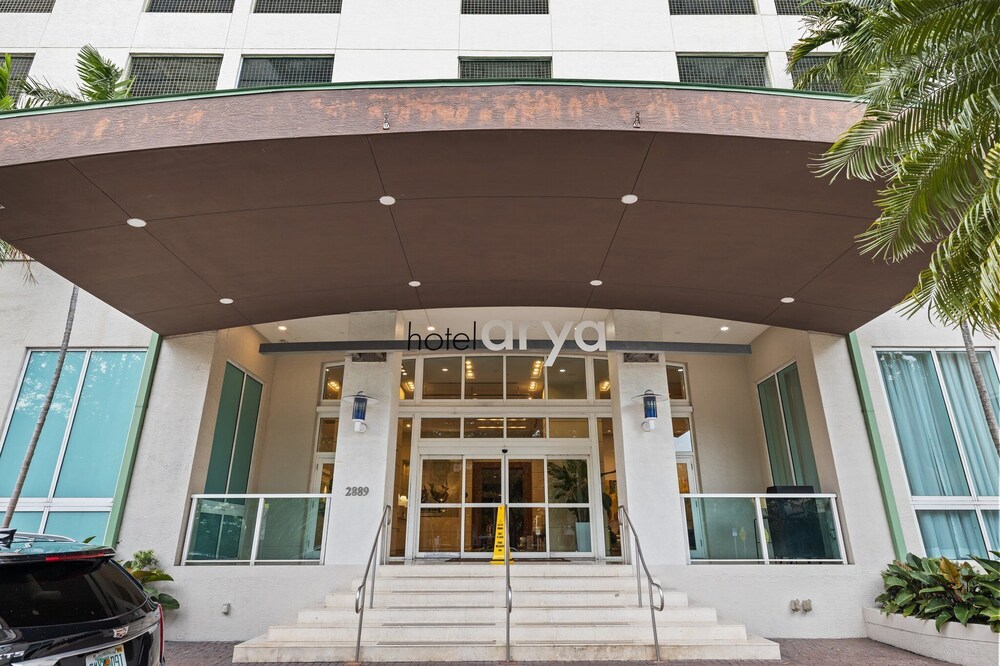 Private Residences at Hotel Arya by SoFLA Vacations photo4