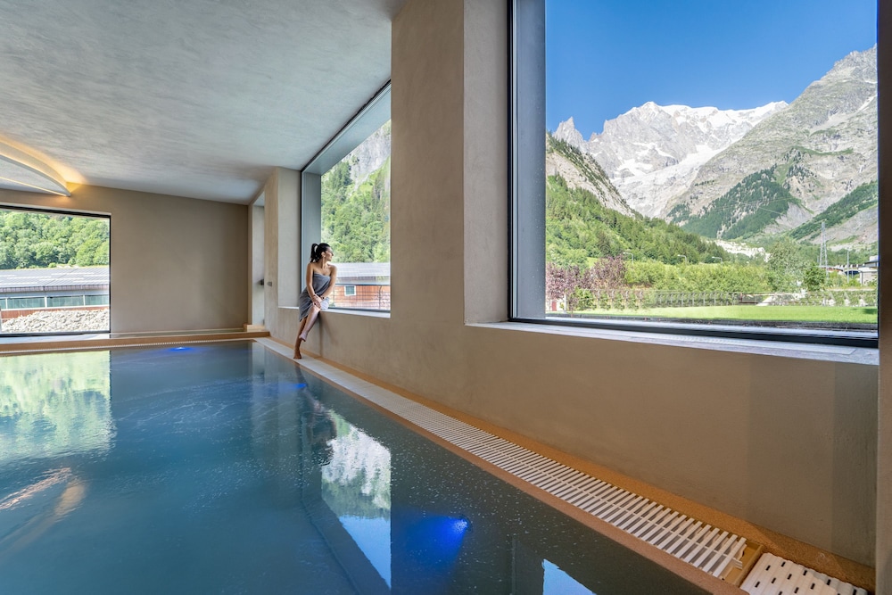 Th Courmayeur 23/57