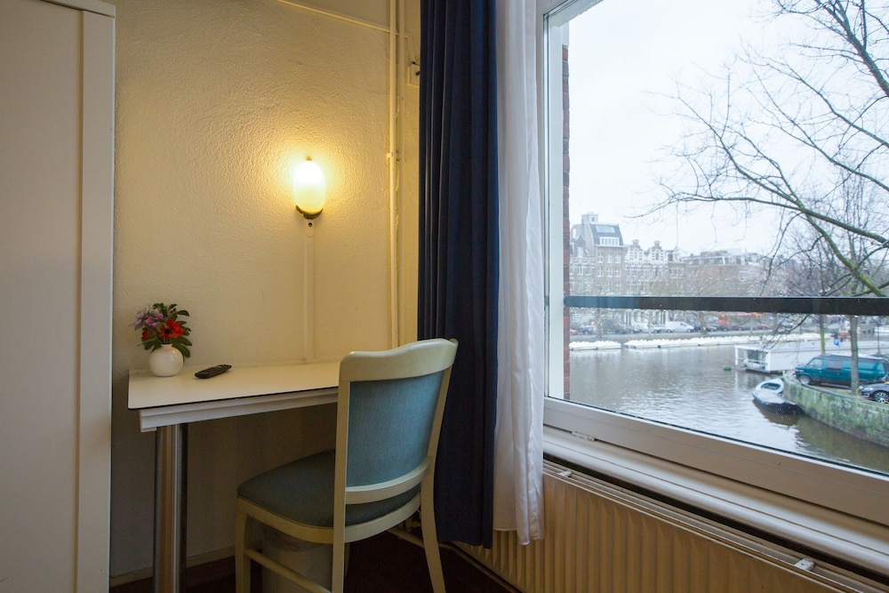Hotel Titus 35/48