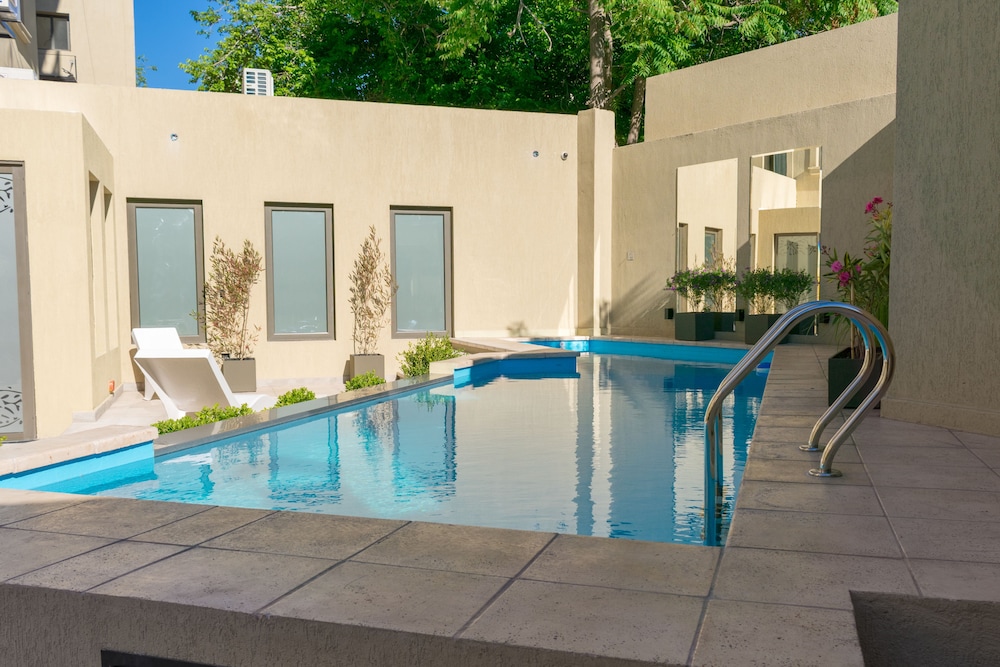 Fuente Mayor Hotel Ciudad de Mendoza 10/61
