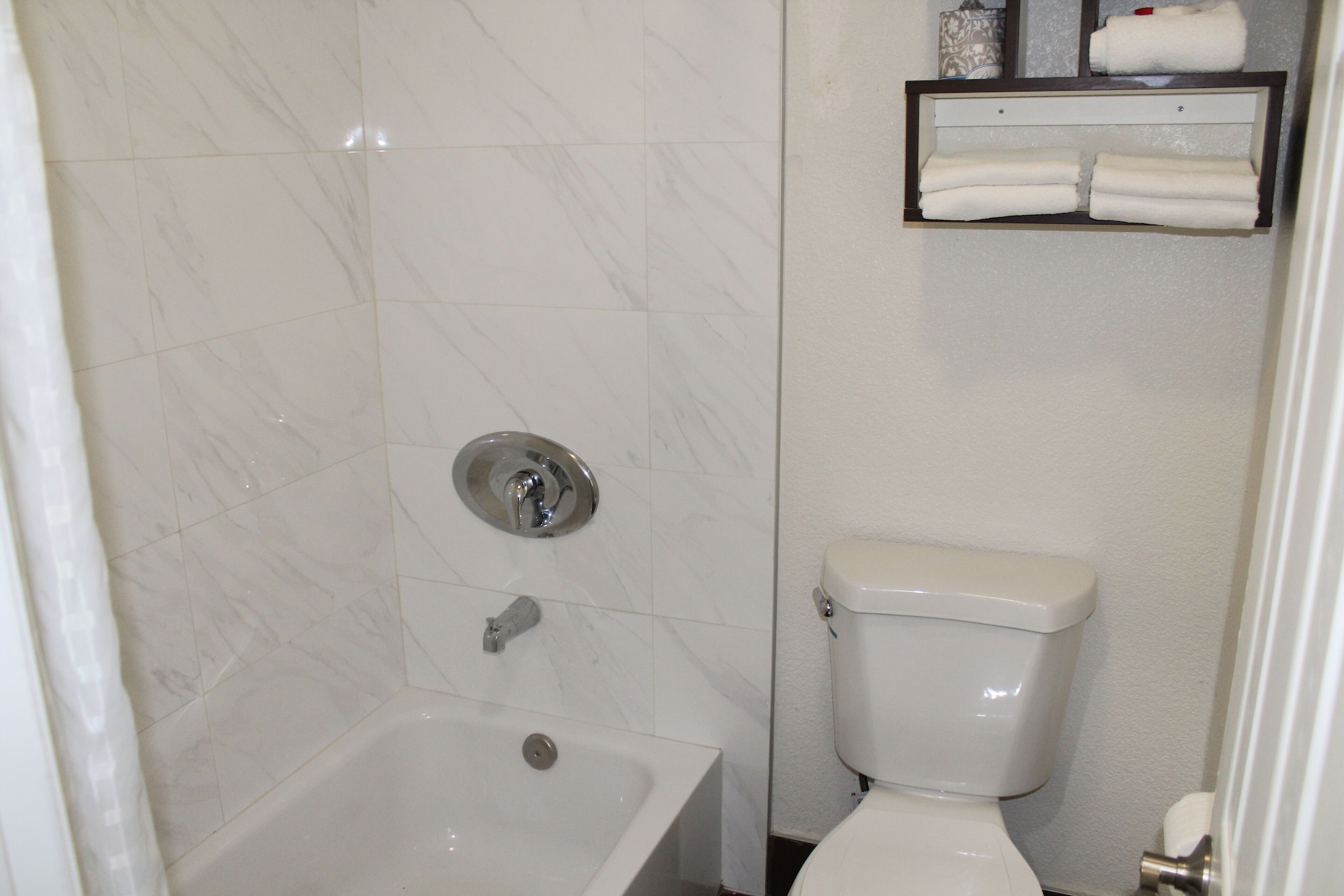 جناح استوديو بسريرين مزدوجين مع أريكة، Howard Johnson Suites by Wyndham San Diego Chula Vista/BayFt 5/5