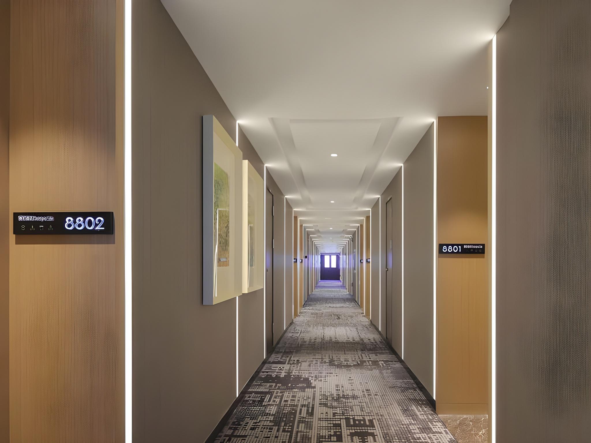 Campanile Hotel (Shenzhen Longcheng Plaza Metro Station) 23/32