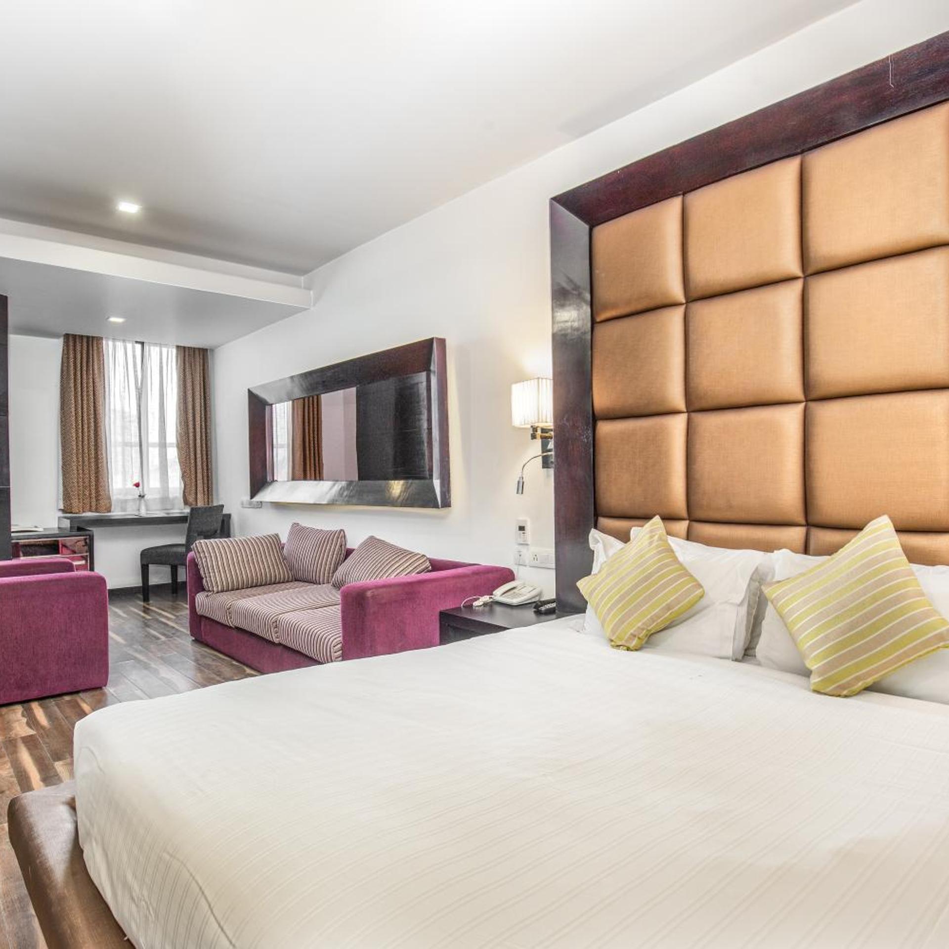 Mahabir Palace 18/40