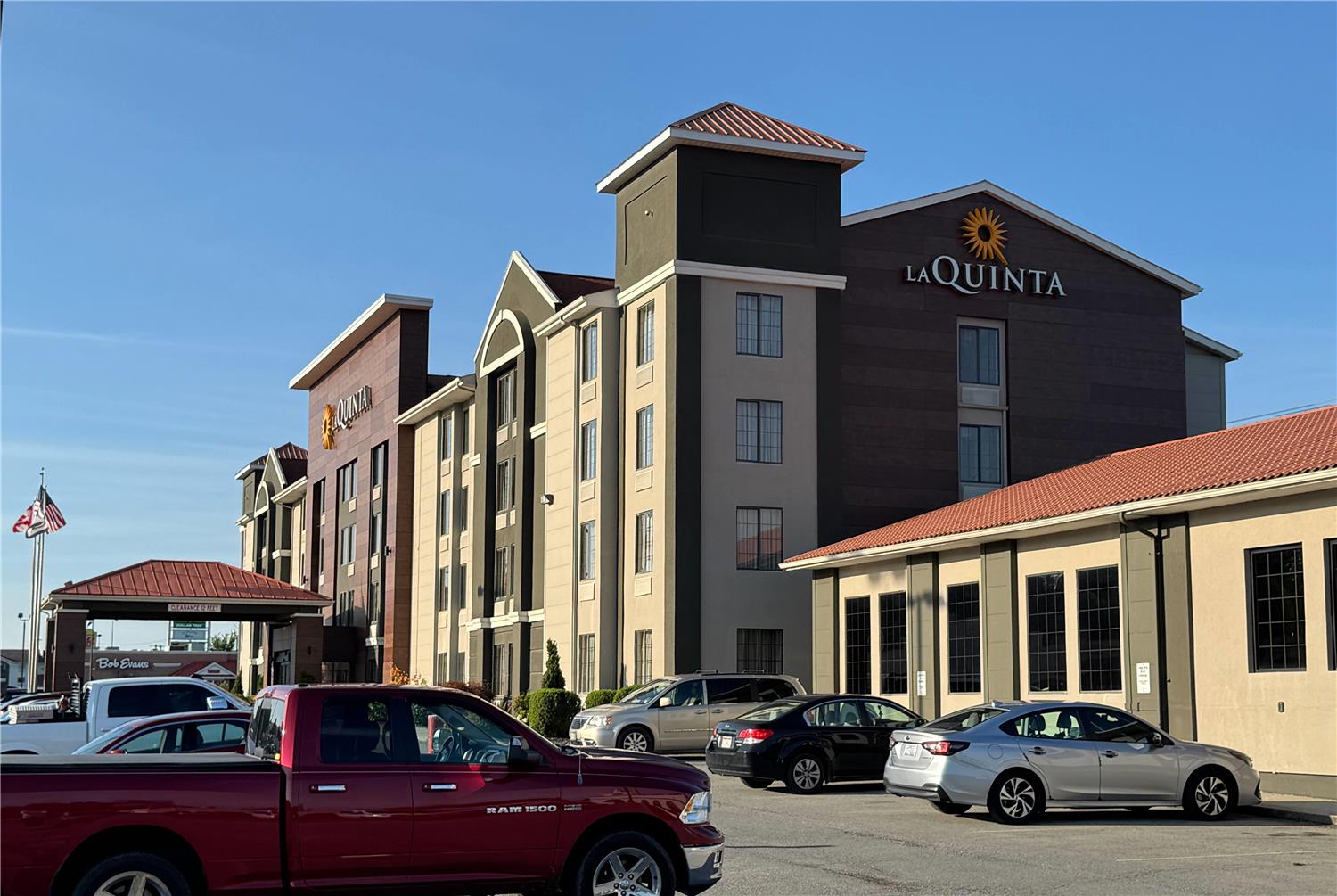 La Quinta Inn & Suites Summersville / New River National Park 40/47
