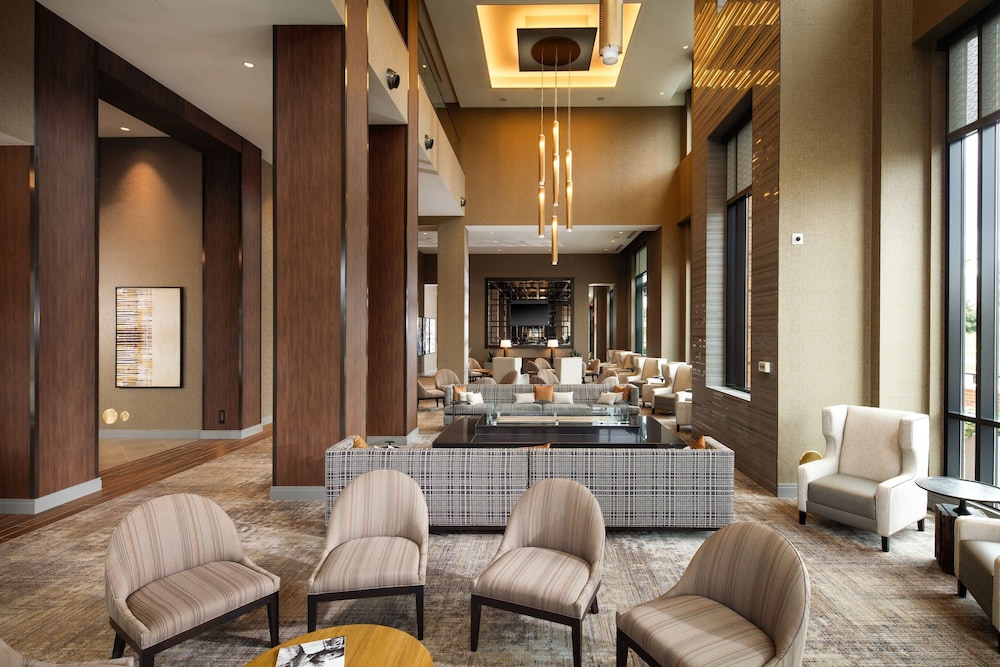 Embassy Suites by Hilton South Bend at Notre Dame 36/63